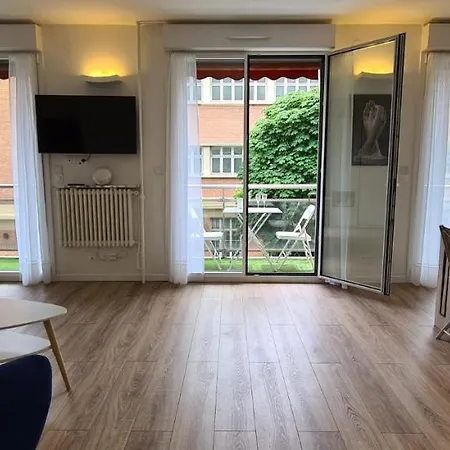 Apartment 42m Terrace Paris