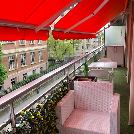 42m Terrace