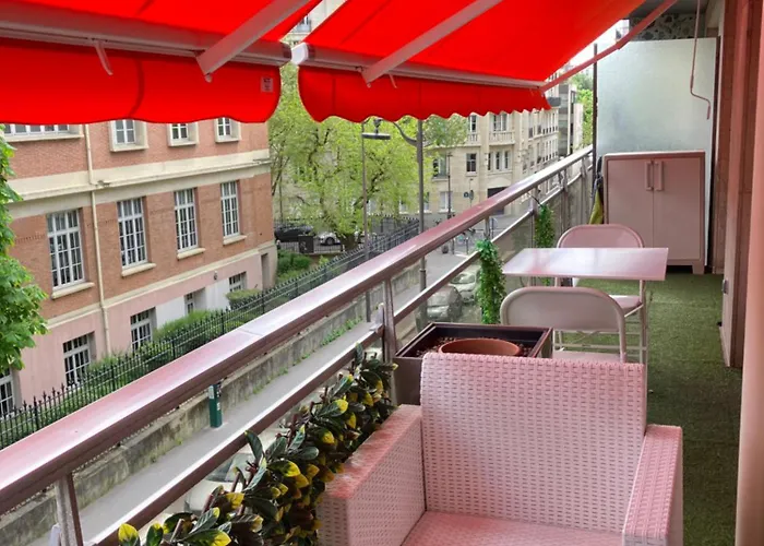 42m Terrace