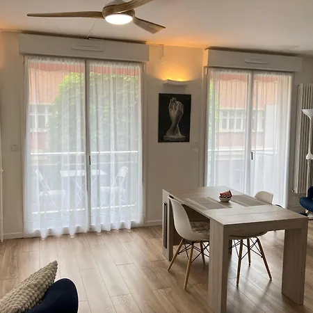 דירה 42m Terrace פריז